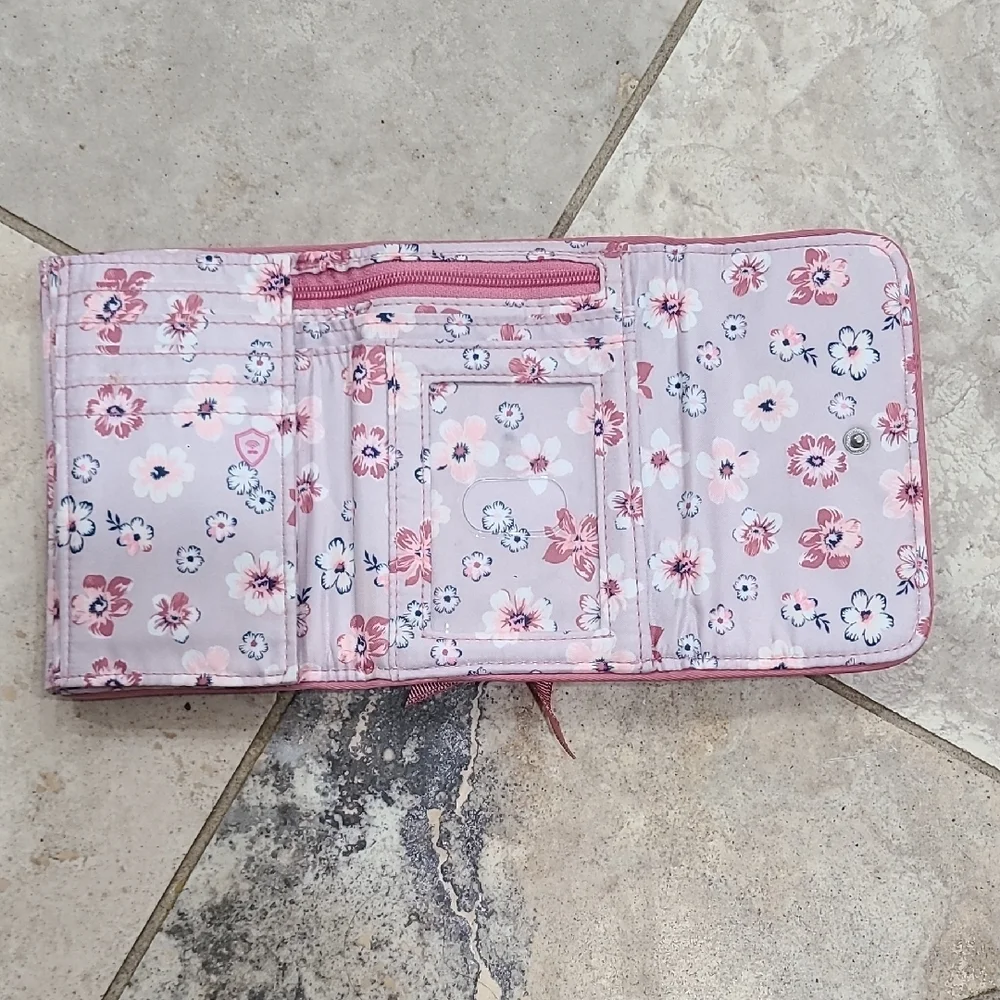 Vera Bradley Pink Quilted Wallet with Disney Characters RFID PROTECTION - Picture 6 of 14